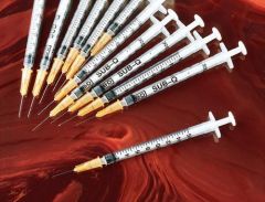 BD Luer-Lok Tip Single-Use Syringe  Sterile  3cc 20 Gauge 1.5" Needle 100/pk 800/cs